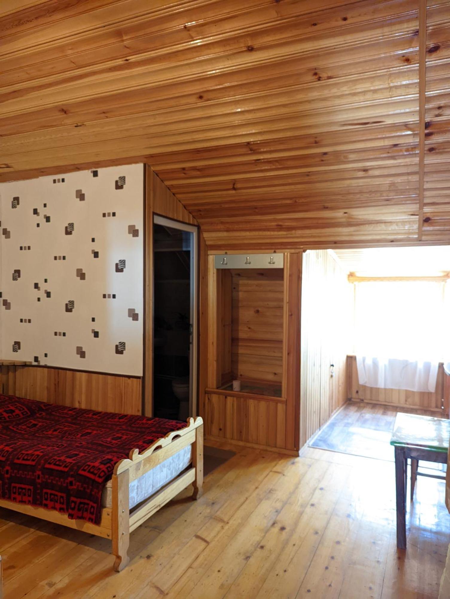 Hotel Dalko Bordžomi Pokoj fotografie